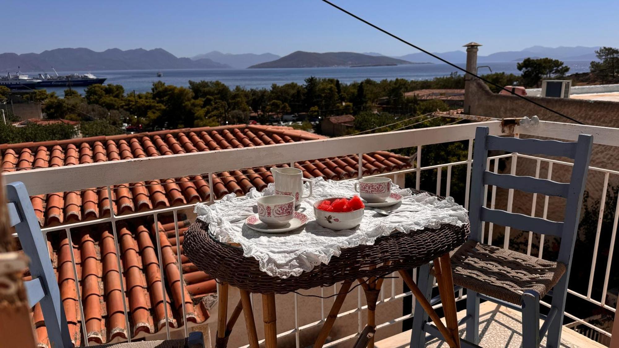 Appartement Vue Sur Mer Soul Family, Egine Aegina Exterior foto